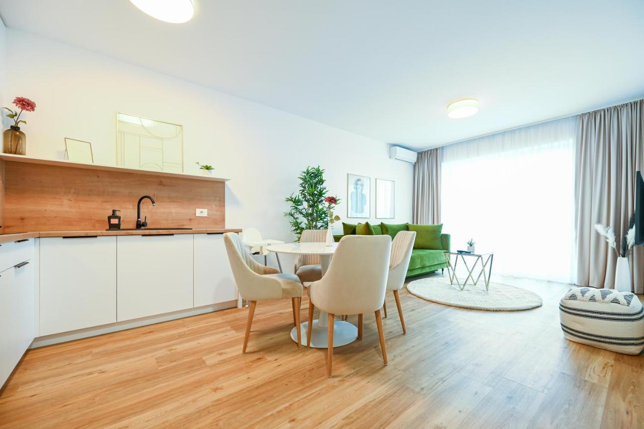 Apartament Km Flats Oradea Zewnętrze zdjęcie