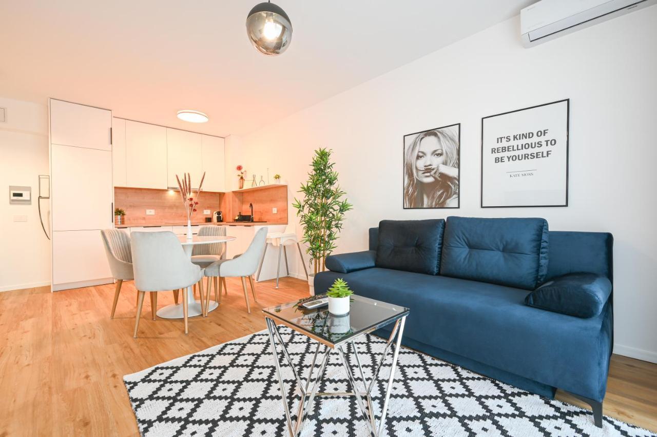 Apartament Km Flats Oradea Zewnętrze zdjęcie